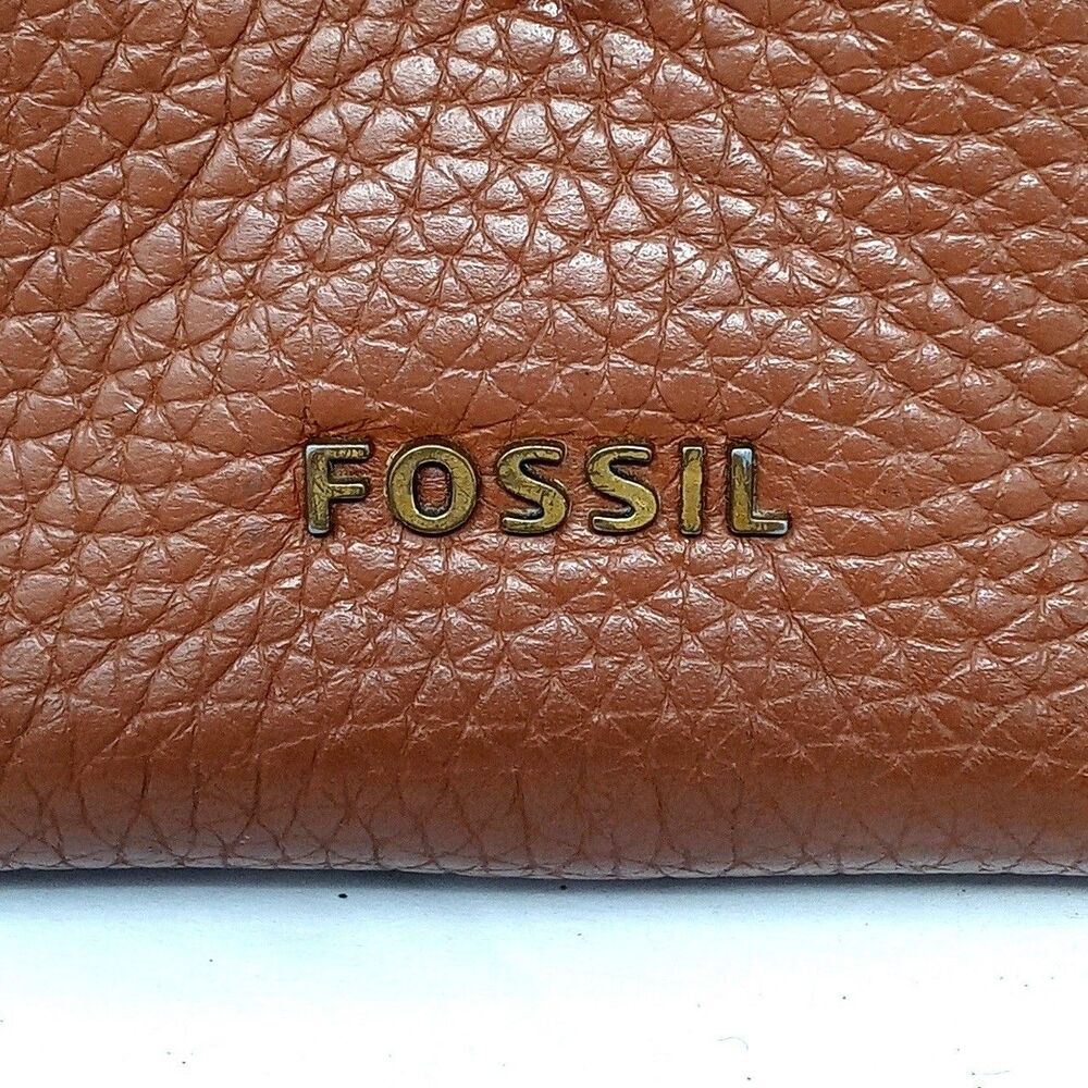 Fossil Pebbled Leather Crossbody Bag Purse Adjustable Strap Zip Closure - Picture 2 of 11